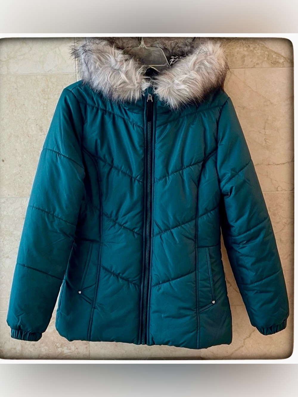 Teal Puffer Jacket with Faux Fur Hood, Girl Size L (14-16)